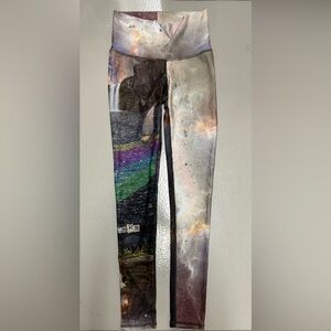 Niyama Sol barefoot leggings CAPRICORN Size S NWOT